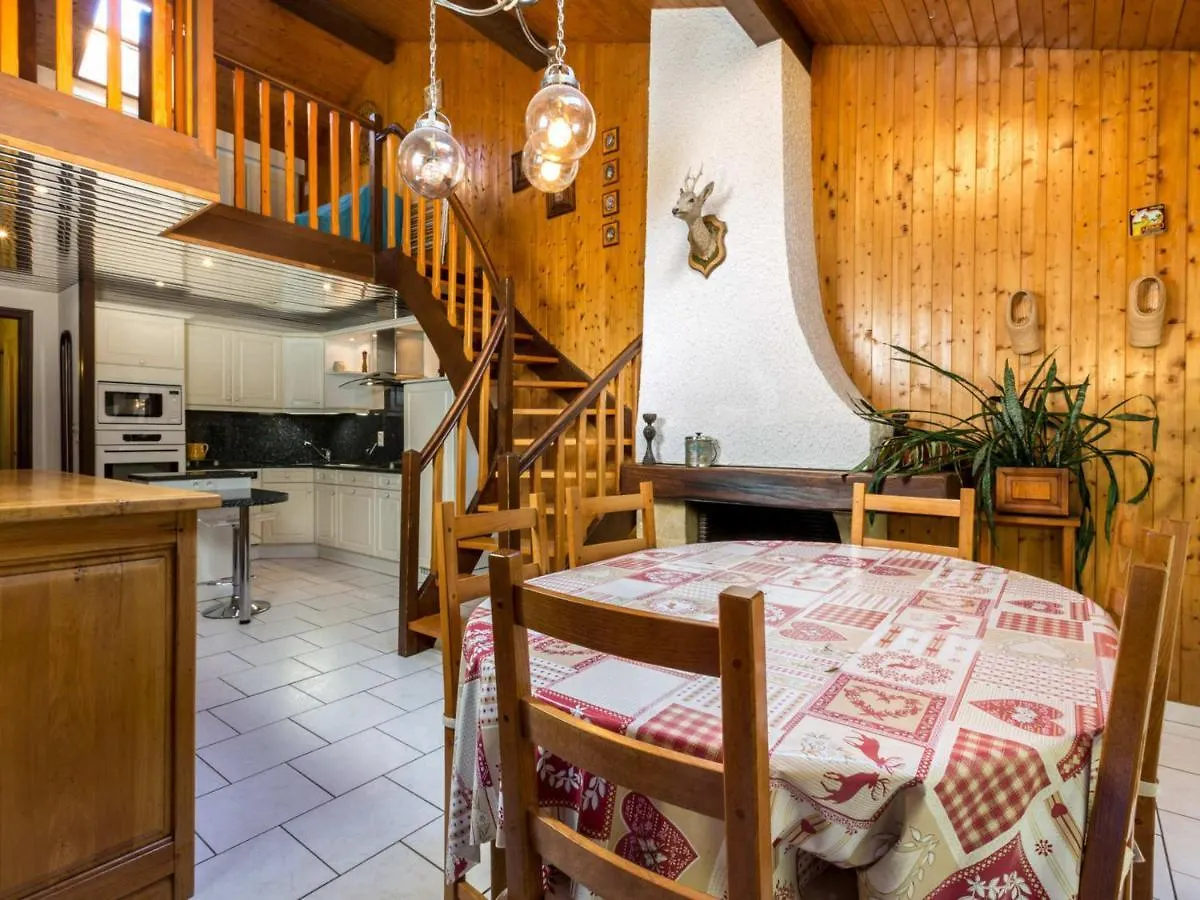 Apartment Duplex 2 Chambres Au Centre Village, Proche Pistes, Avec Garage Et Balcon - Fr-1-437-28 La Clusaz
