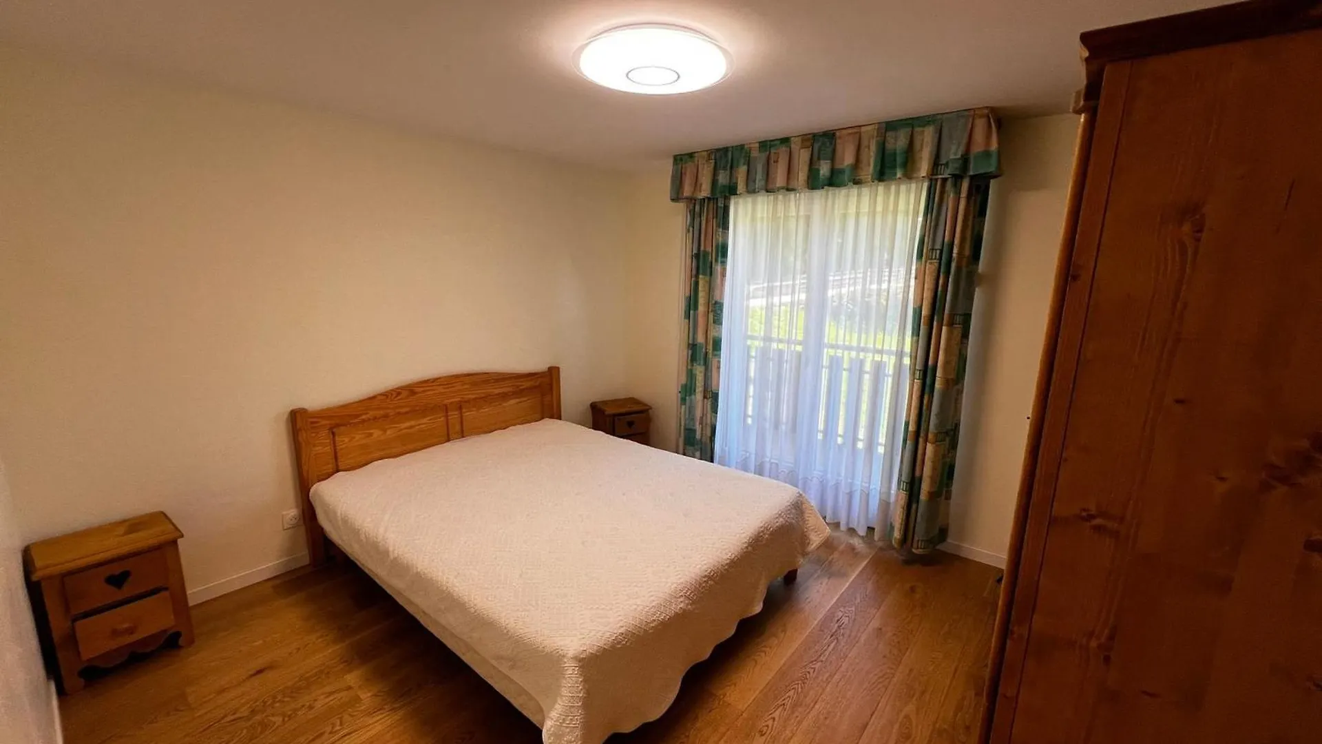 Duplex 2 Chambres Au Centre Village, Proche Pistes, Avec Garage Et Balcon - Fr-1-437-28 La Clusaz Apartment